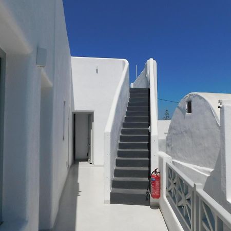 Livin Santorini - Center Rooms Santorini Island Buitenkant foto