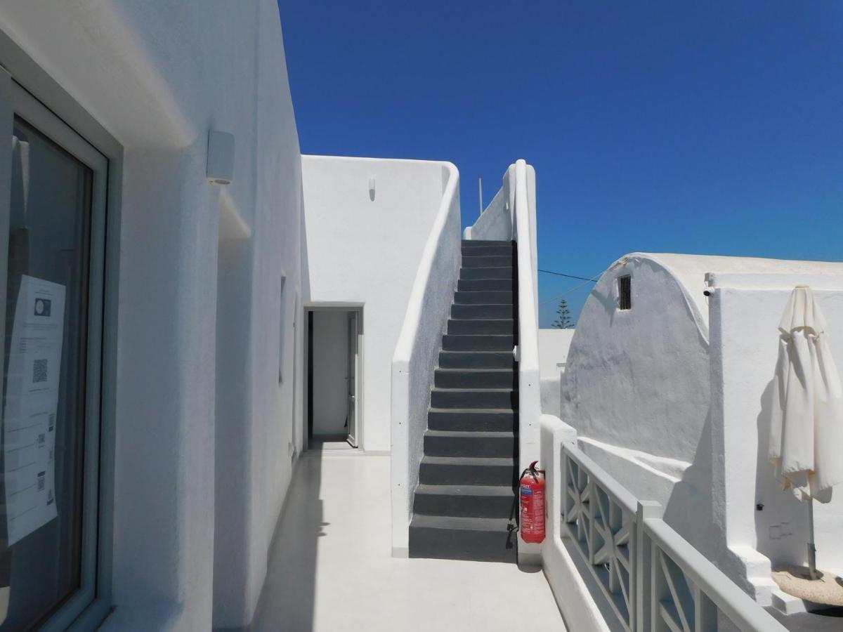 Livin Santorini - Center Rooms Santorini Island Buitenkant foto