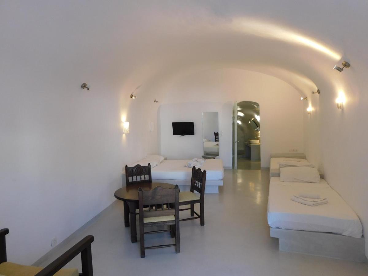 Livin Santorini - Center Rooms Santorini Island Buitenkant foto